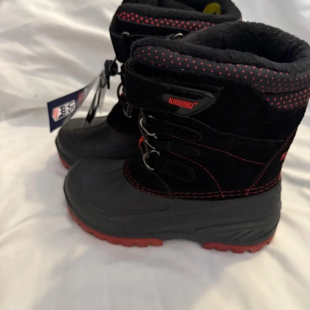 NWT Khombu Pety Kid’s Snow Boots